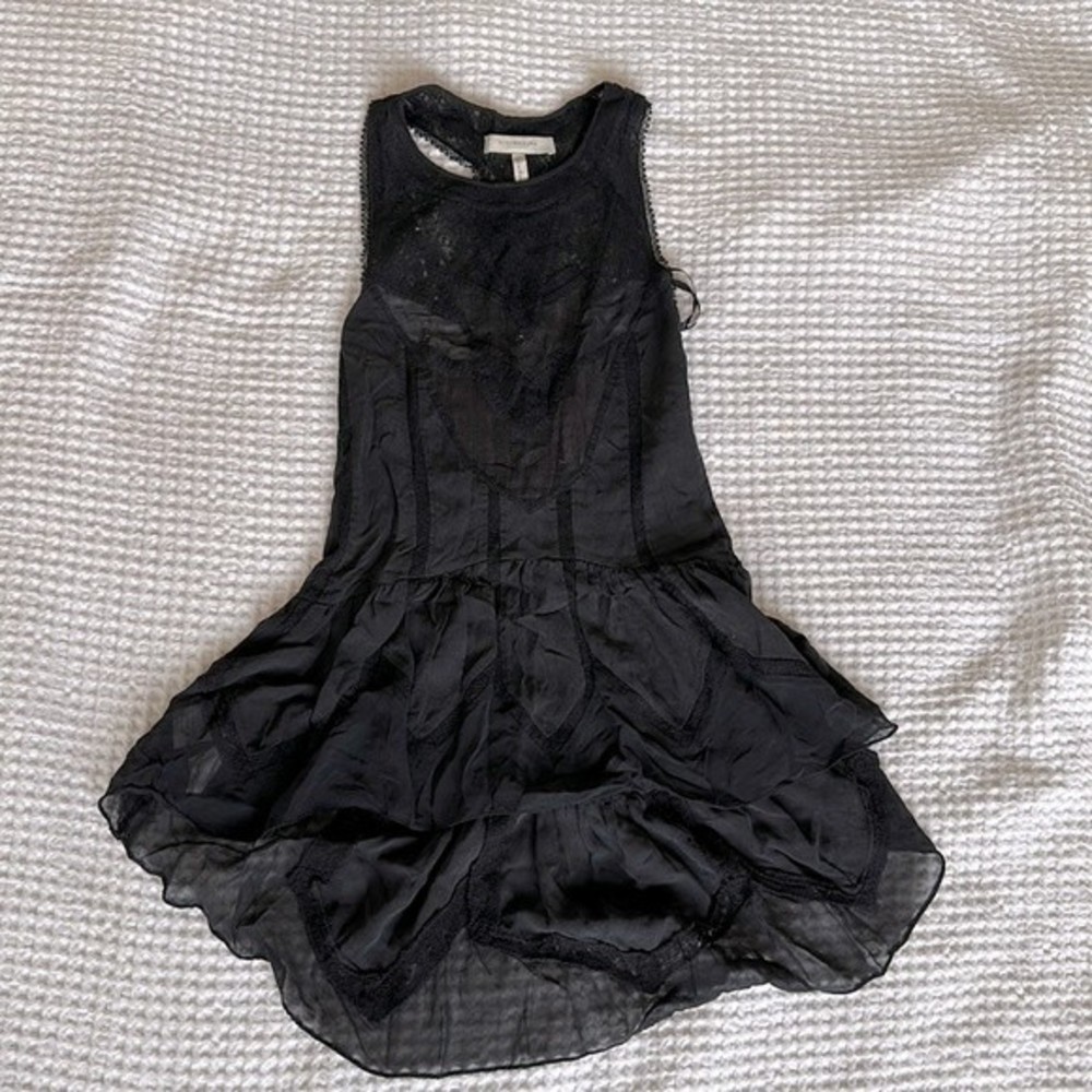 BCBGMAXAZRIA Runway Safina 100% Silk Lace Top XS Black High Low Peplum